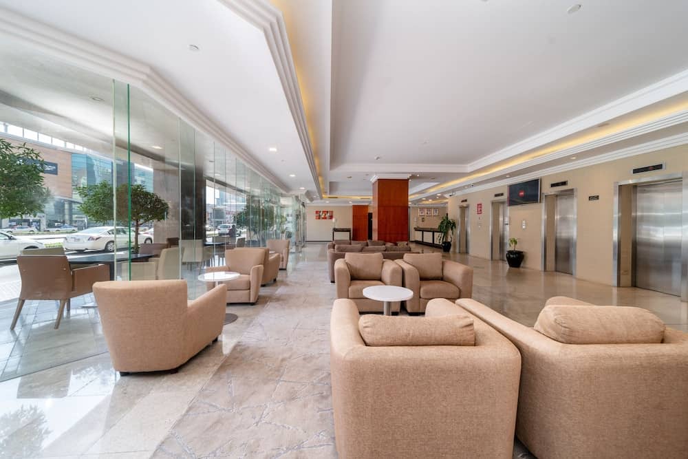 Star Metro Deira Hotel Apartments — 3