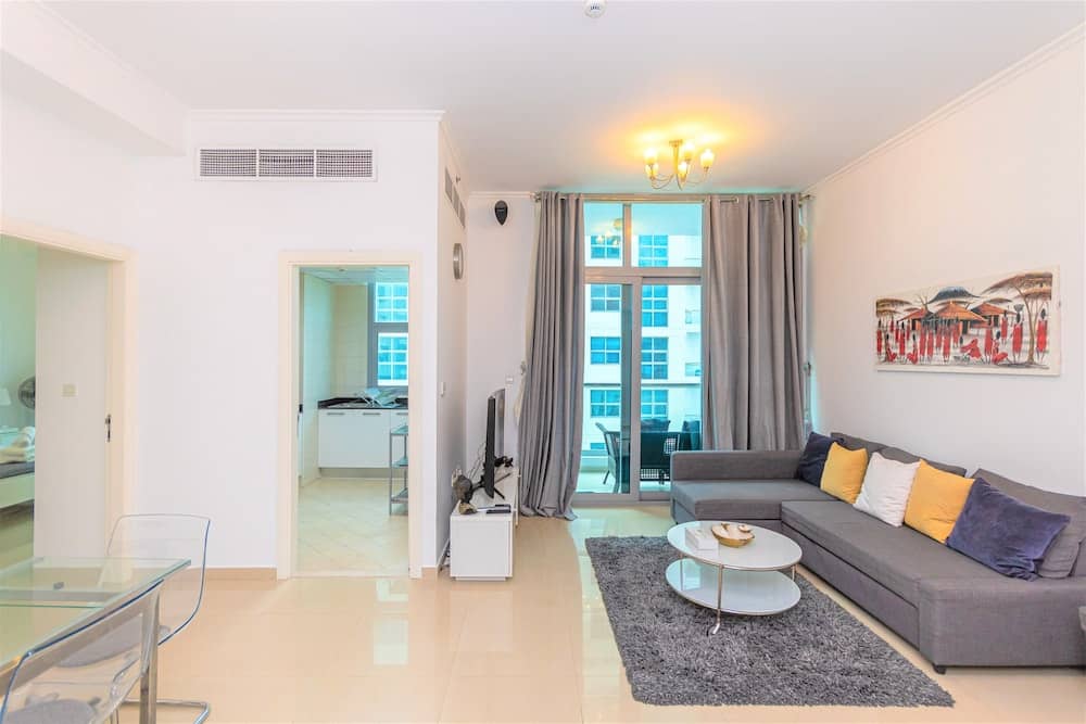 Gorgeous 1 bedroom with balcony in Dubai Marina — 5
