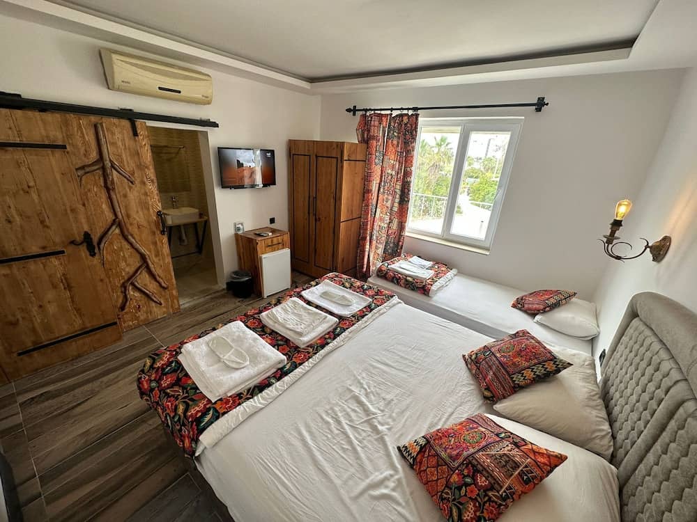 White Country Villages Hotel — 5