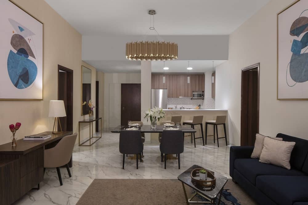 Avani+ Palm View Dubai Hotel & Suites — 4