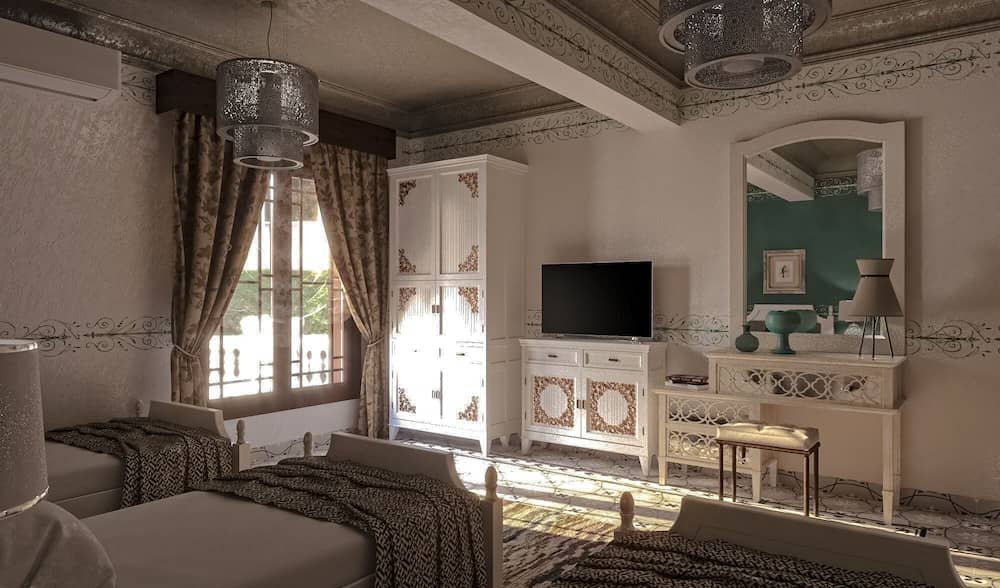 Eileen Hotel — 4