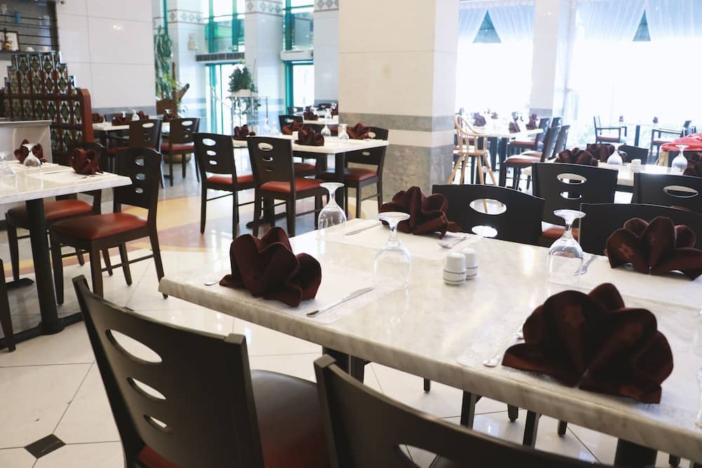 Spark Residence Deluxe Hotel Apartments — 4