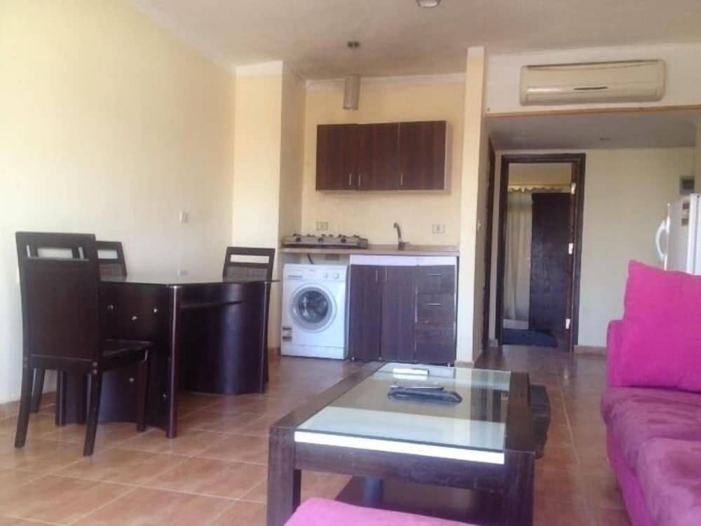 Gold Sharm Residence — 2