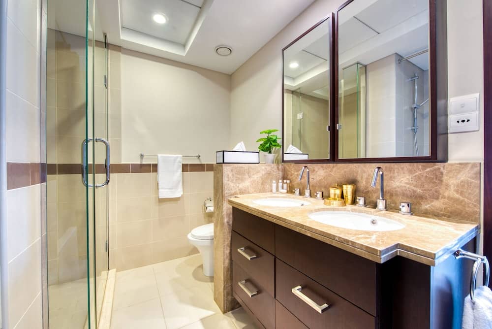 Maison Privee - Radiant Urban Retreat with Iconic Burj Khalifa Vws — 4