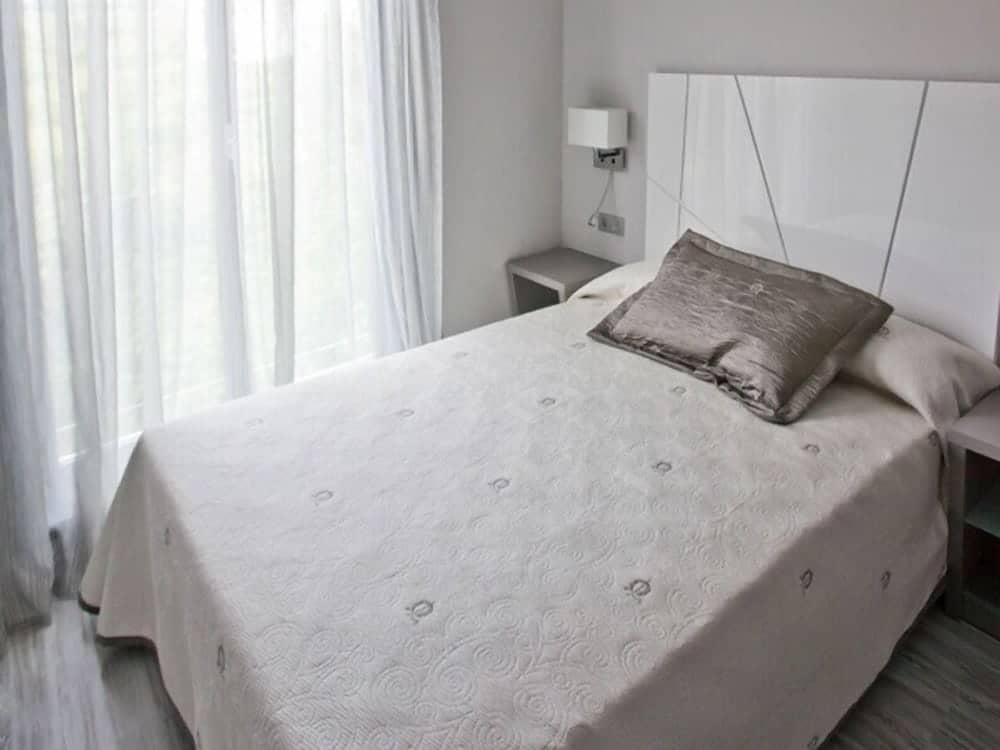 Alix Boutique — 3