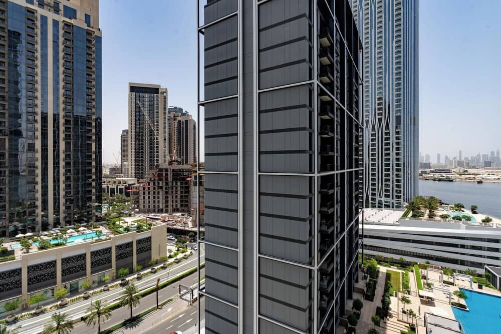 GLOBALSTAY. Creek Edge Tower Apartments