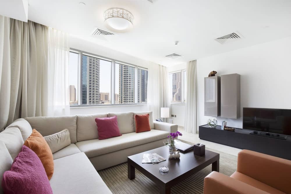 Avenue Hotel — 2