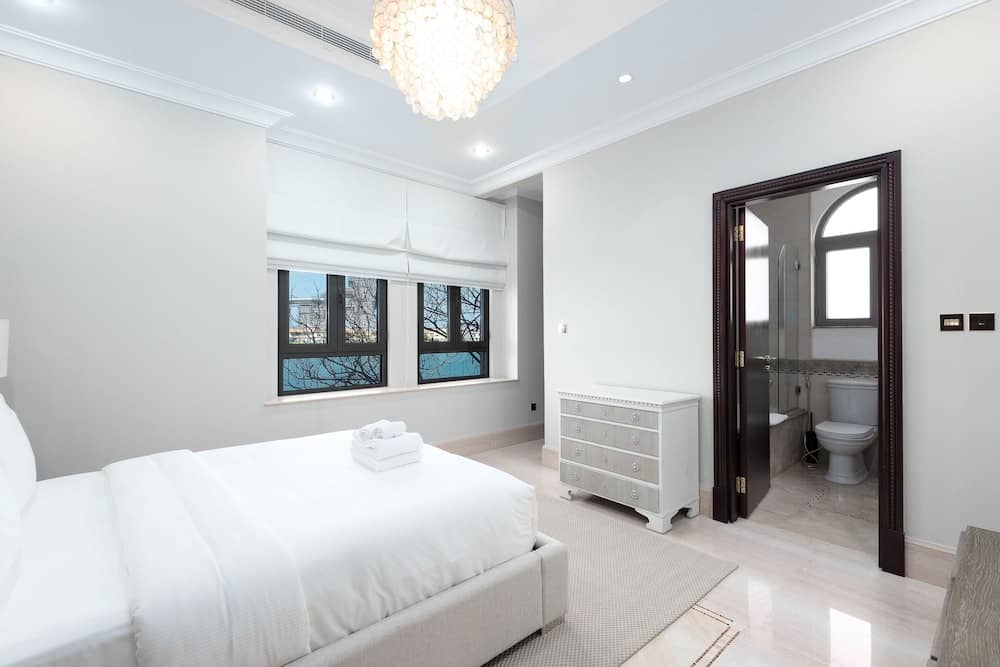 Maison Privee - Palm Jumeirah Beach Front XL Villa w/Prvt Pool — 4