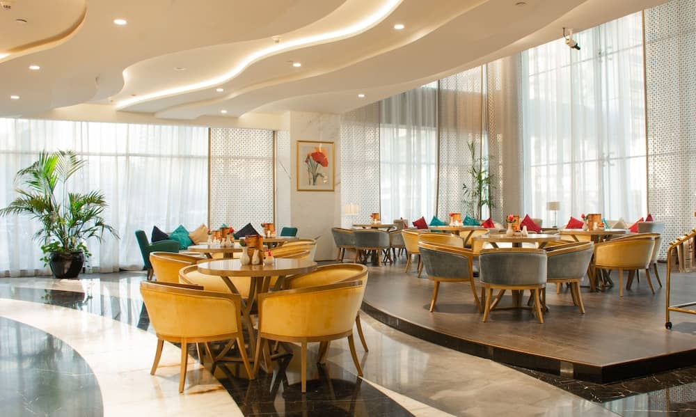 Samaya Hotel Deira — 3