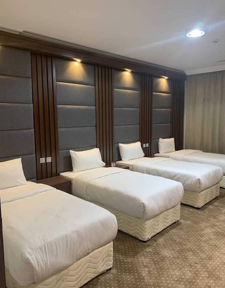 Itlalat Uhud Hotel — 2