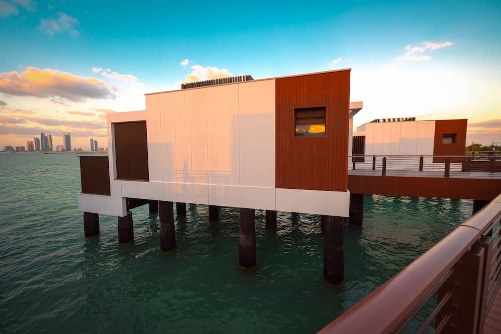 Bab Al Nojoum Hudayriyat Villas — 2