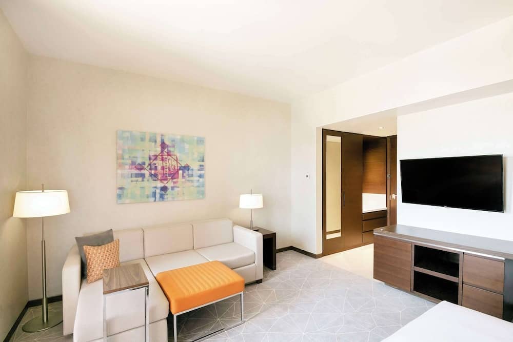 Hyatt Place Dubai Wasl District — 5