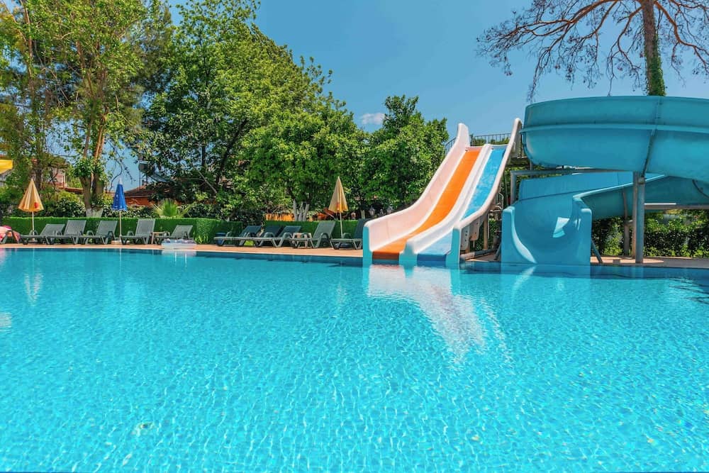 Belpoint Beach Hotel — 4
