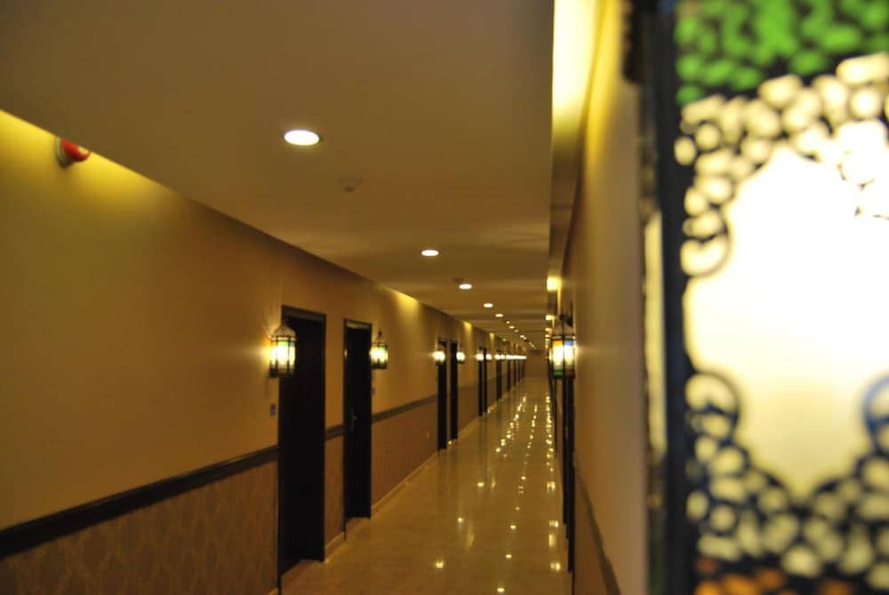 Sharjah International Airport Hotel — 4