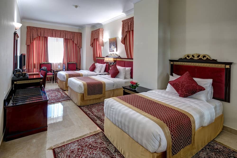 Comfort Inn Hotel — 2