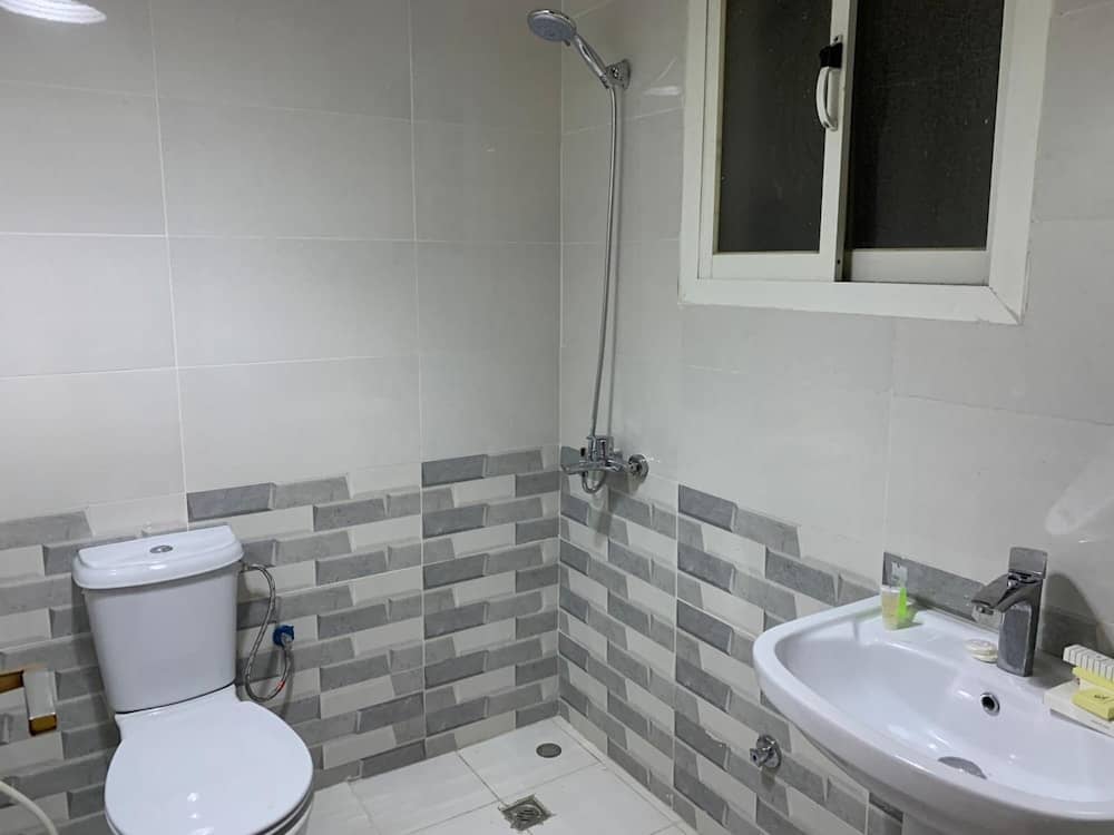 Delmon Hotel Jeddah — 5
