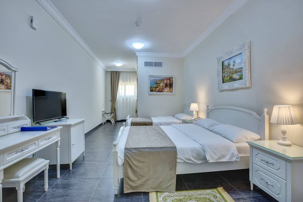 Royal Hotel Sharjah — 2