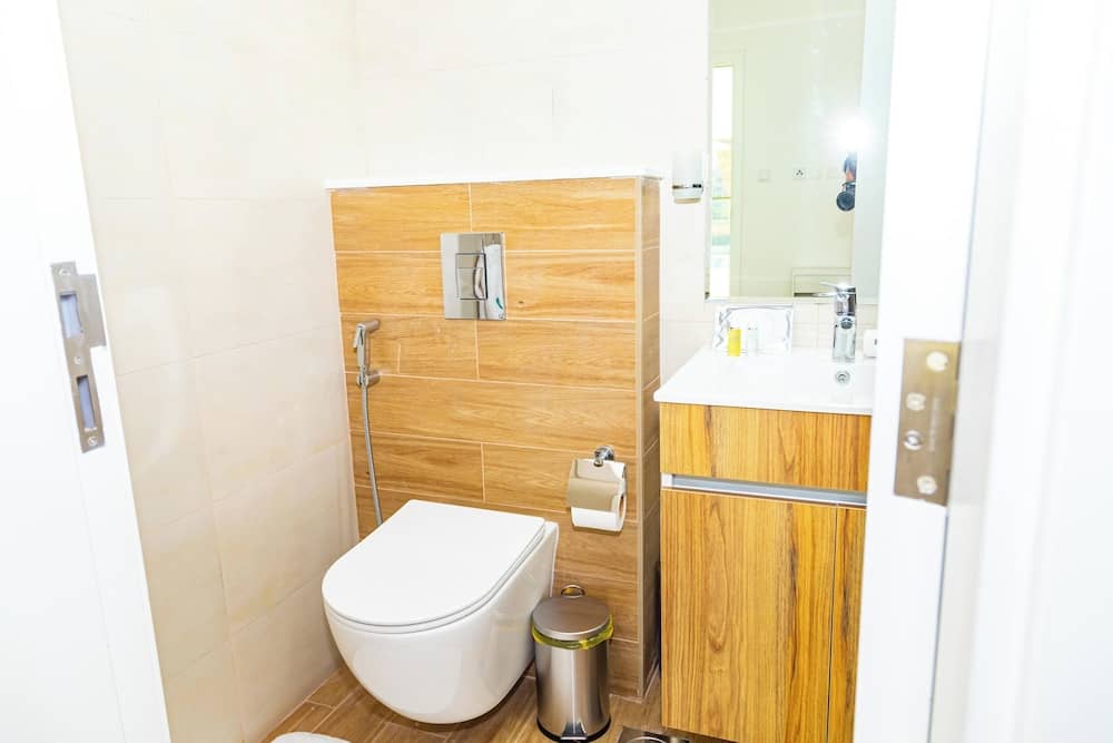 Bloomfields Spacious 2BR Duplex in Oasis — 2