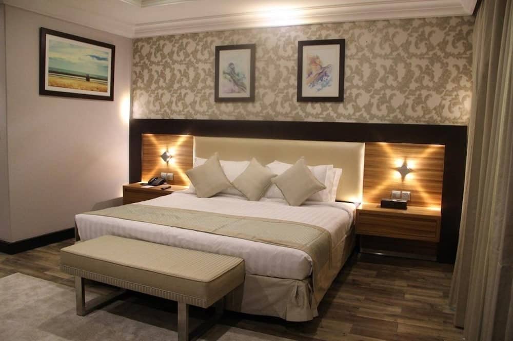 Rawda Suites Hotel — 4