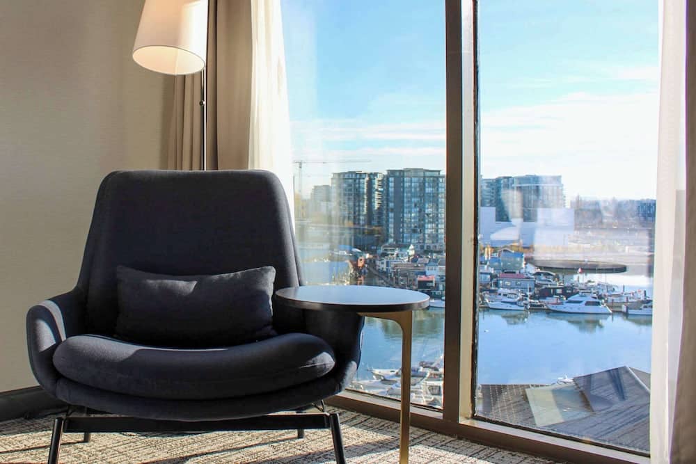 Radisson Blu Vancouver Airport Hotel & Marina — 3