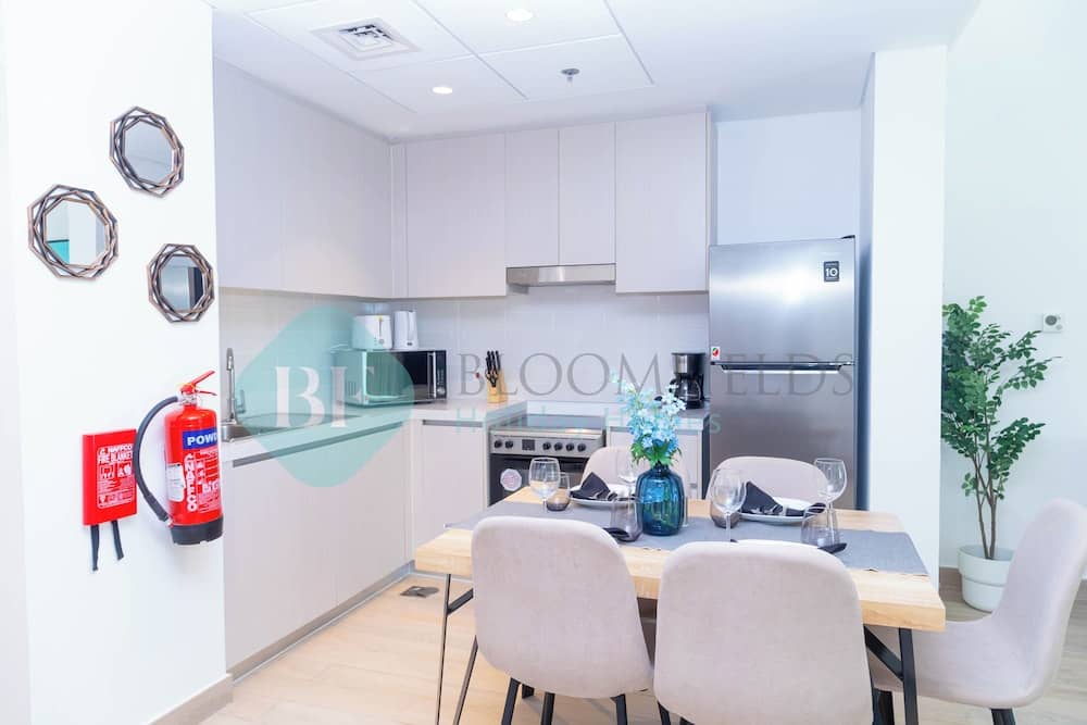 Bloomfields Fantastic 1BR in Waters edge — 4