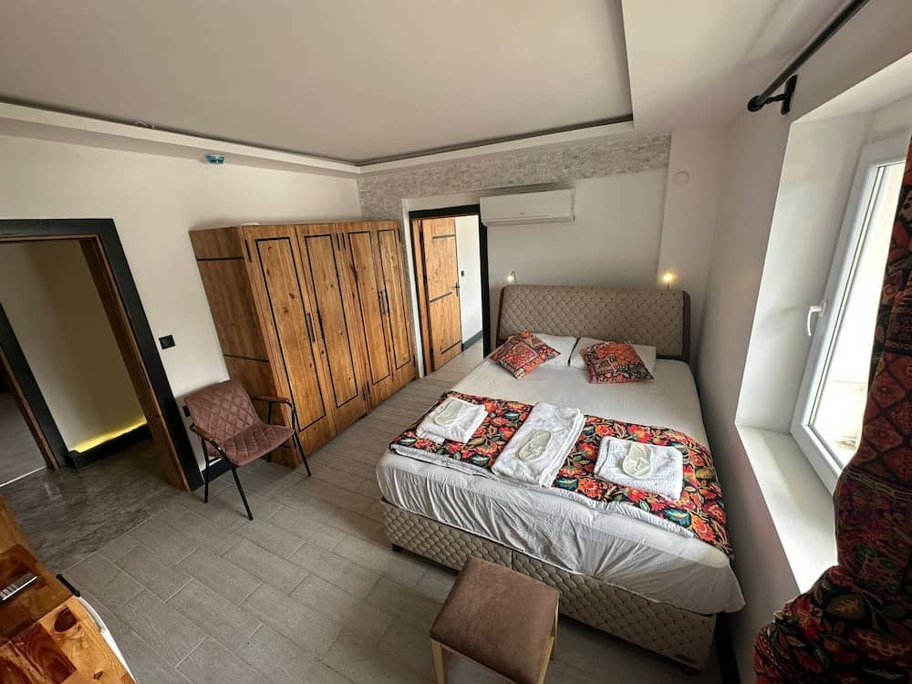 White Country Villages Hotel — 4