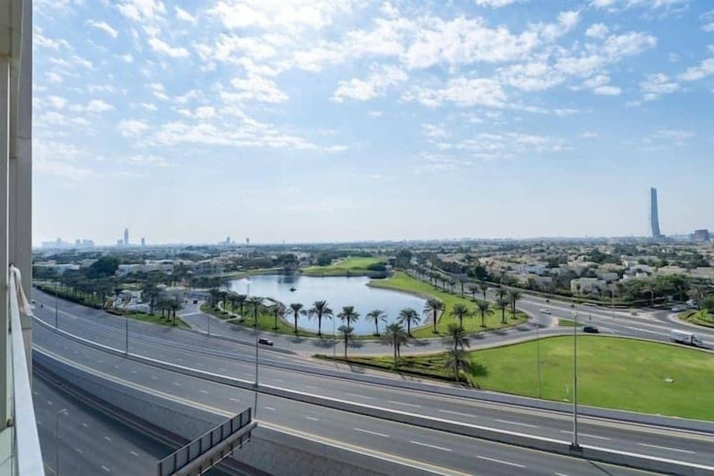 Vogue Golf Views - Vida Emirates Hills — 5