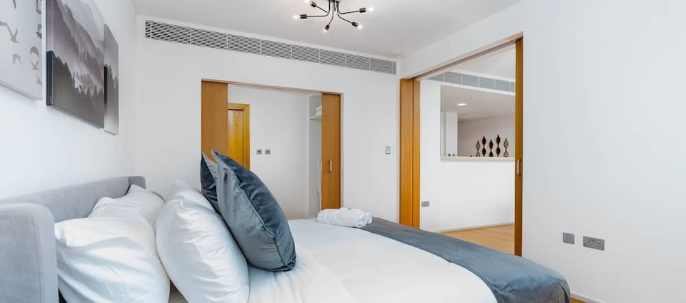 Bloomfields Stylish 1BR in Al Raha Beach — 3