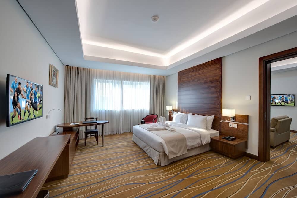 Center Hotel Sharjah — 4