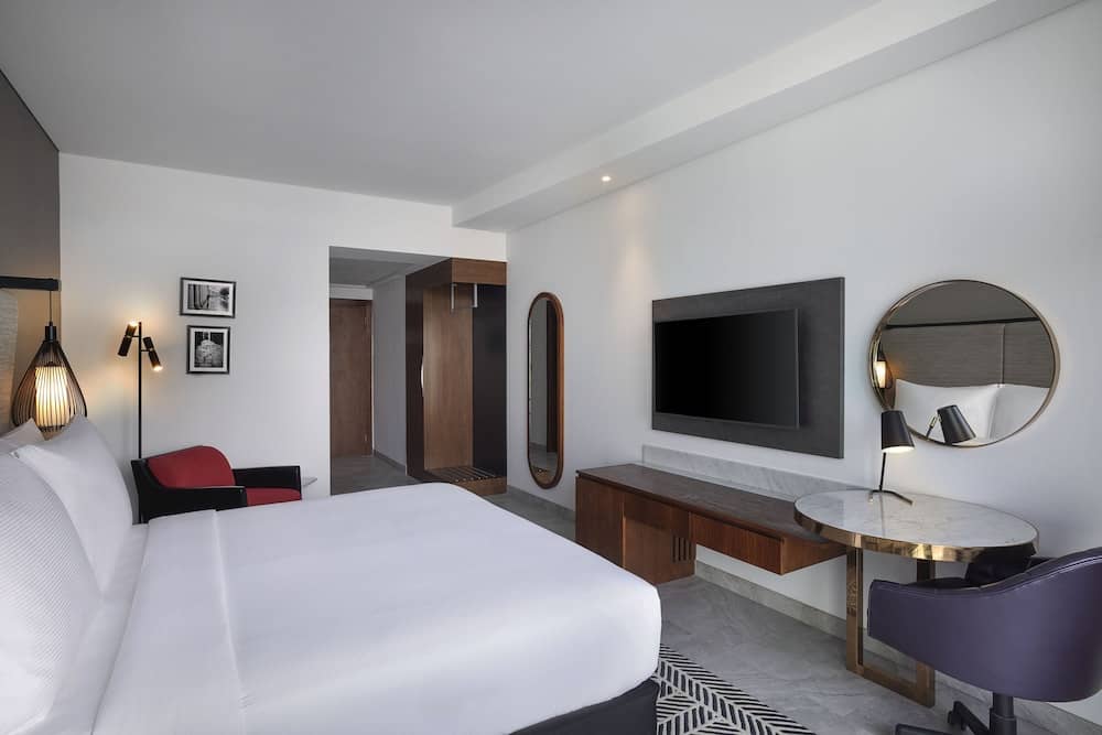 The First Collection Waterfront, Dubai, a Tribute Portfolio Hotel — 4