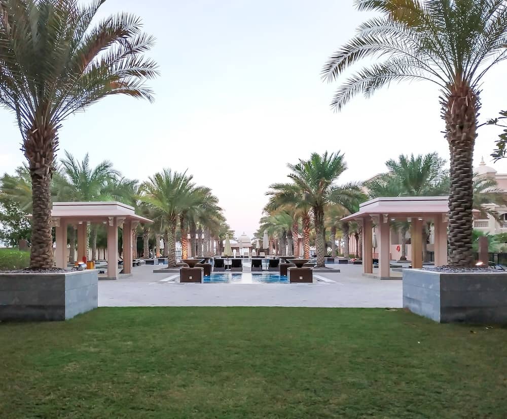 Maison Privee - Charming Apt with Arabesque Sea View on the Palm Jumeirah — 5