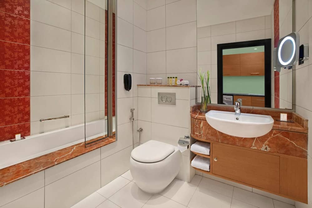 DoubleTree by Hilton Hotel & Residences Dubai Al Barsha — 5