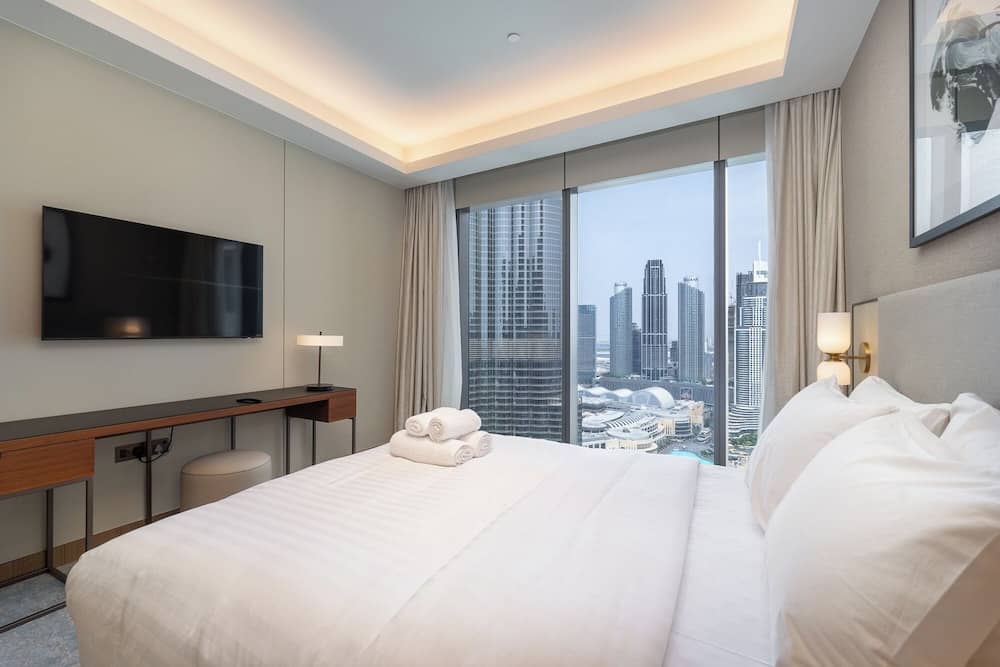 Address Residences Dubai Opera - Burj Khalifa City Views 2 & 3-Bedroom Apartment 1 minute walk to Burj Khalifa, Dubai Mall, Dubai Fountain by Heaven Crest — 2