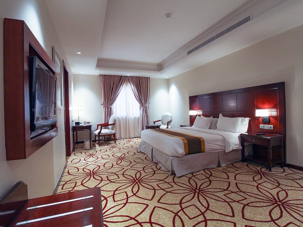 Lotaz Hotel — 3