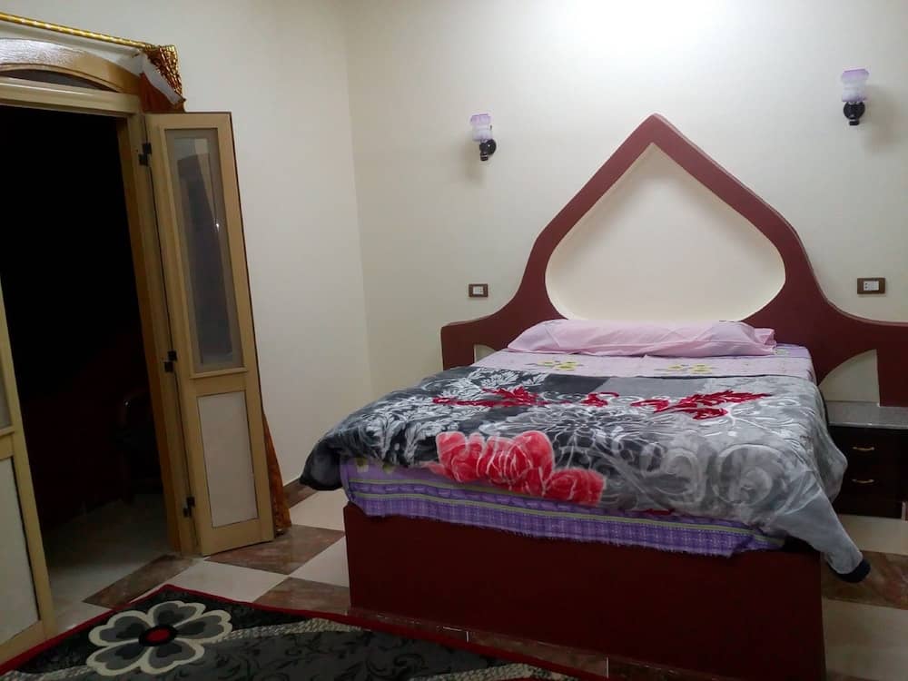 El Prince Guest House — 3