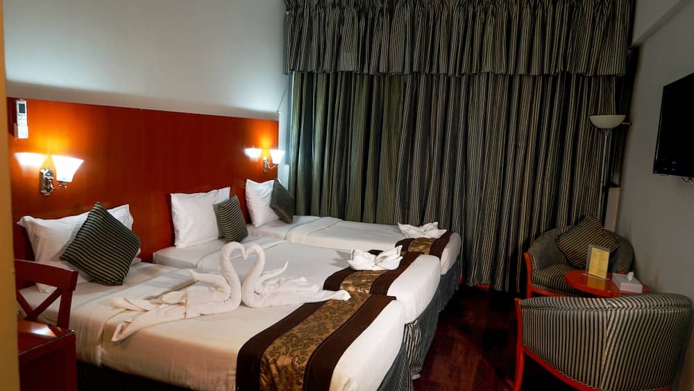 BOONMAX HOTEL L.L.C — 5