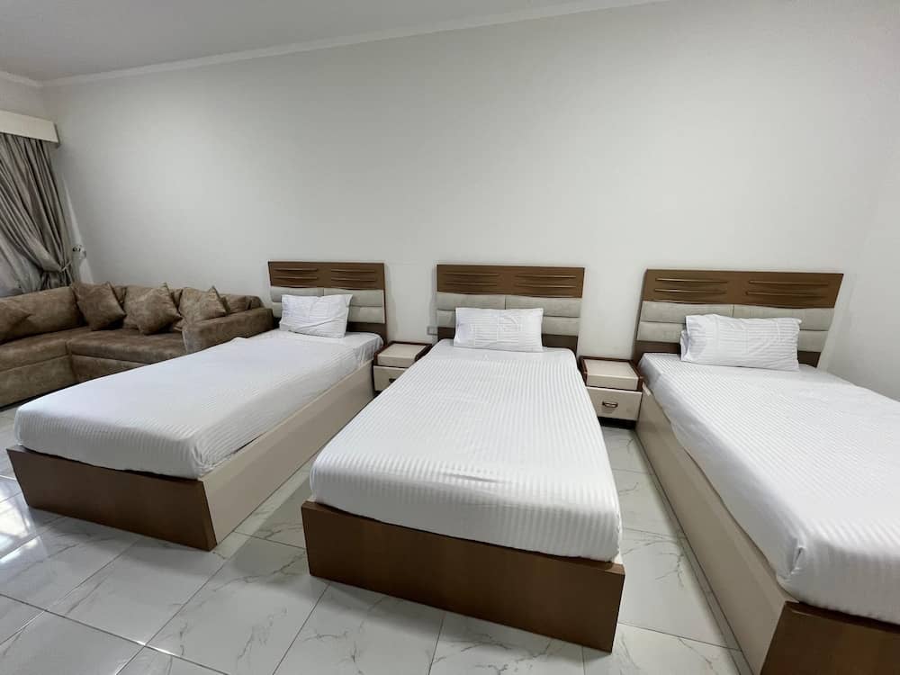 moon beach resort — 4