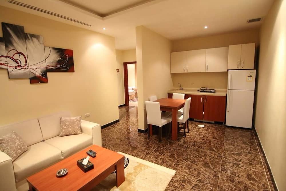 Tobal Jeddah Hotel Apartments — 3