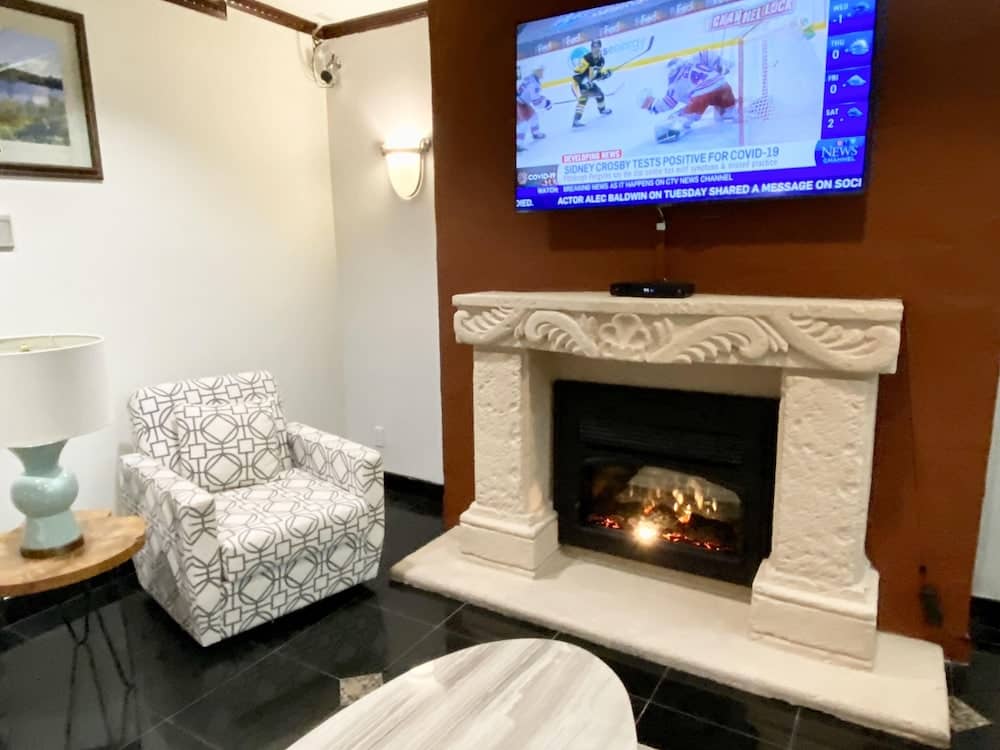 SureStay by Best Western Richmond Vancouver Airport — 2