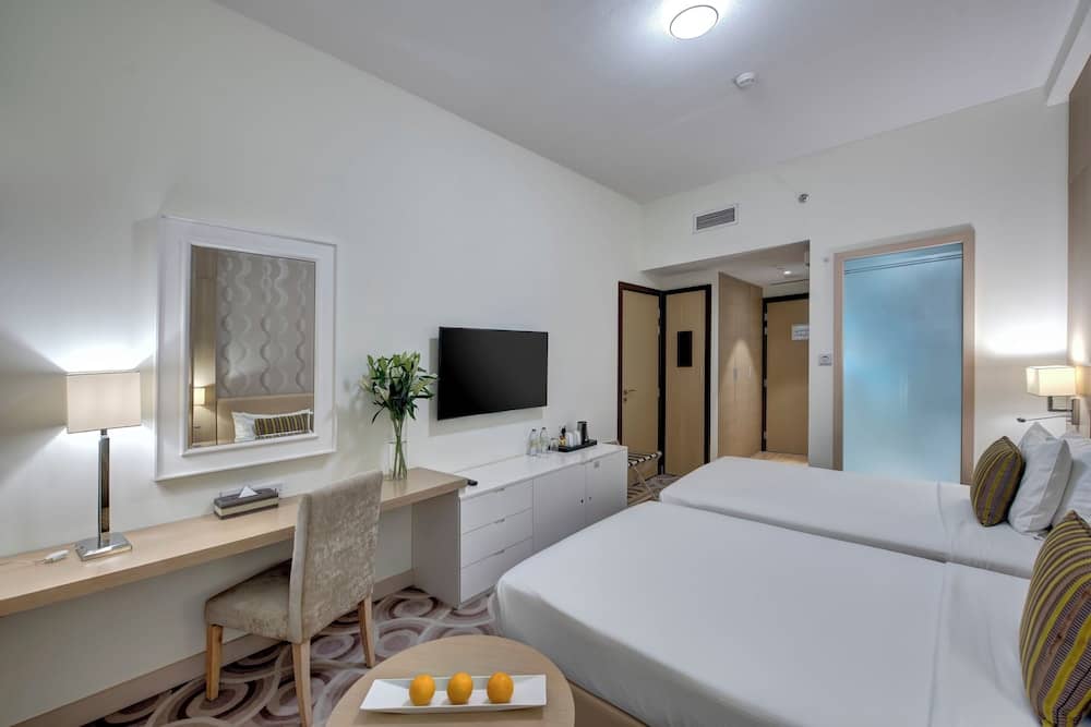 Metropolitan Hotel Dubai — 4