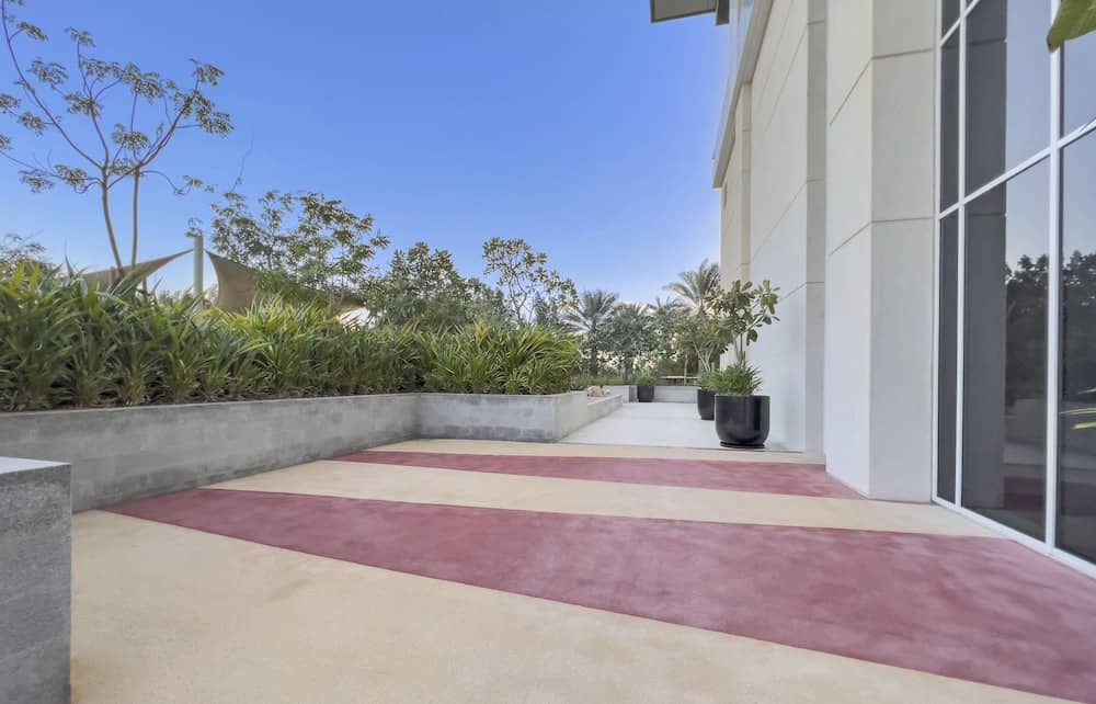 WelHome - Deluxe Apartment With Direct Access to the Beach — 3