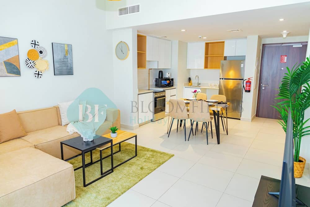 Bloomfields Premium 1BR Reflection — 2