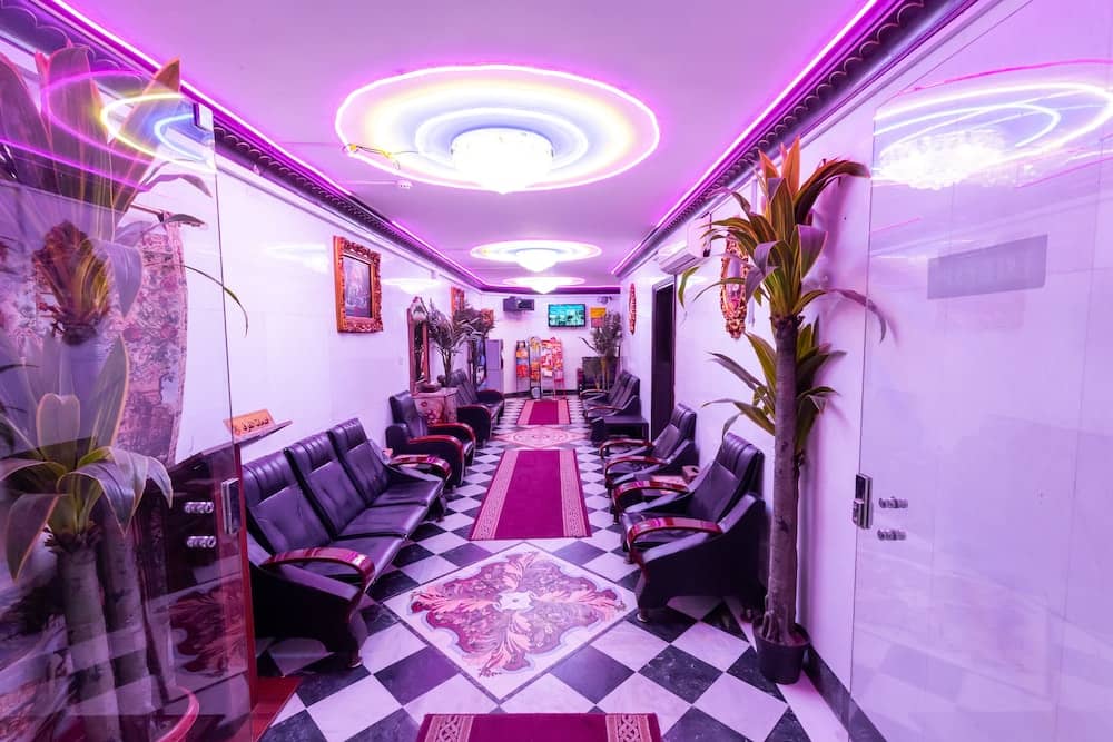 Al Eairy Furnished Apartments Jeddah 4
