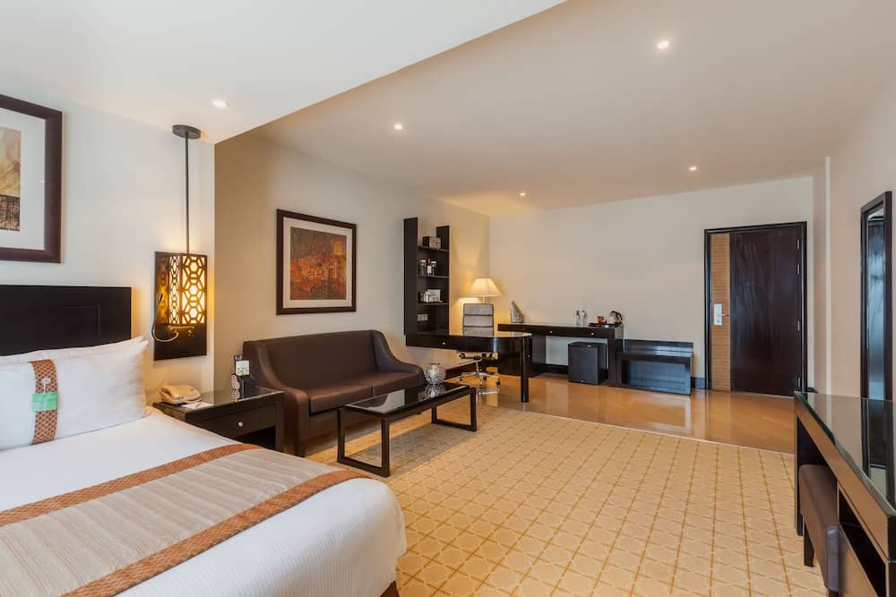 Holiday Inn Dubai - Al Barsha by IHG — 3