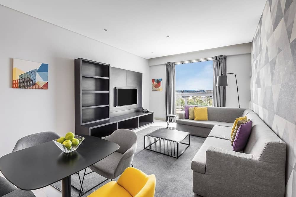 Studio M Arabian Plaza Hotel & Hotel Apartments — 4