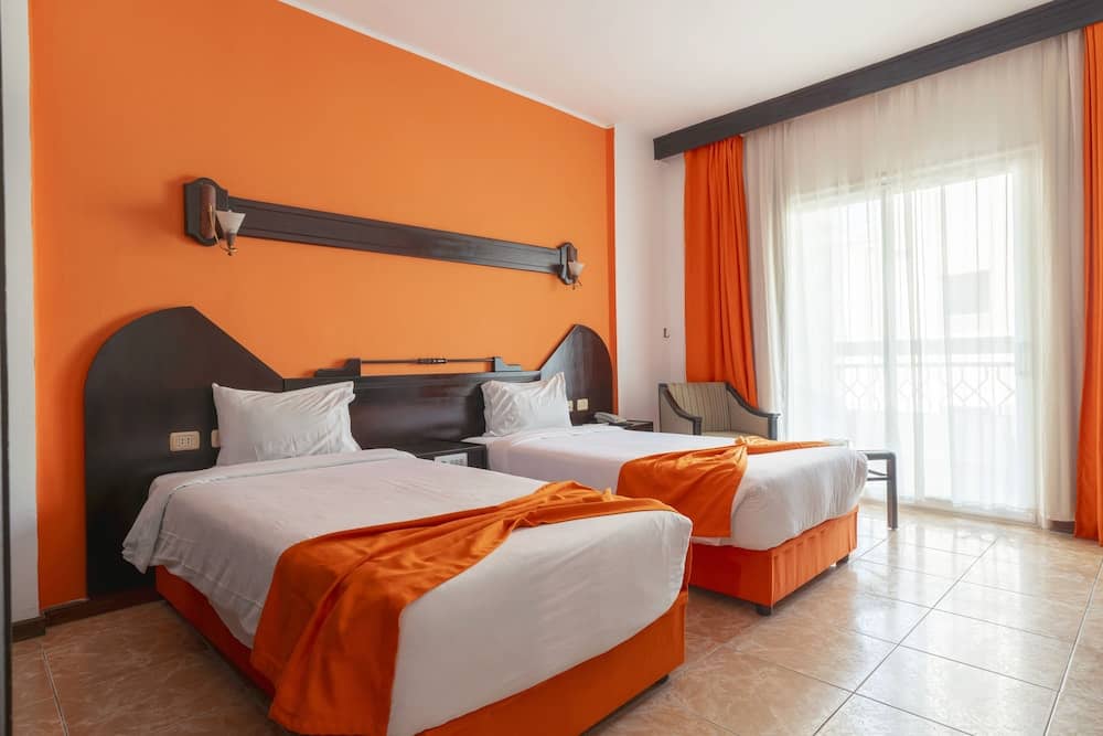 Aracan Hotel — 3