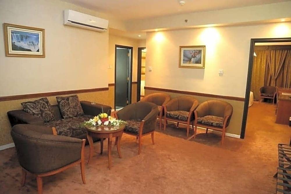 ABJAD CROWN HOTEL — 4