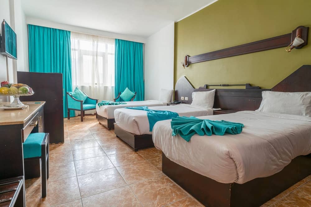 Aracan Hotel — 2