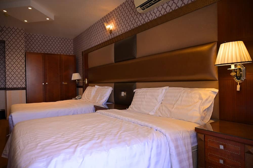 ABJAD CROWN HOTEL — 5