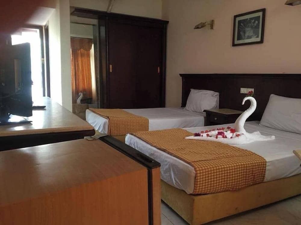 Regency Star Hotel — 5